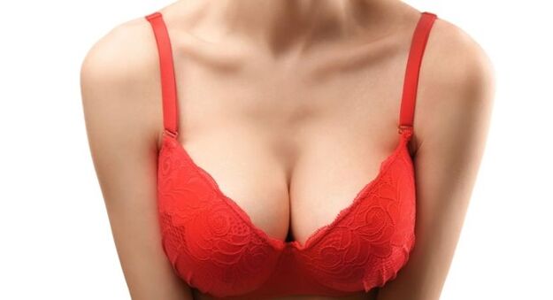 Grote borstomvang na het verhogen